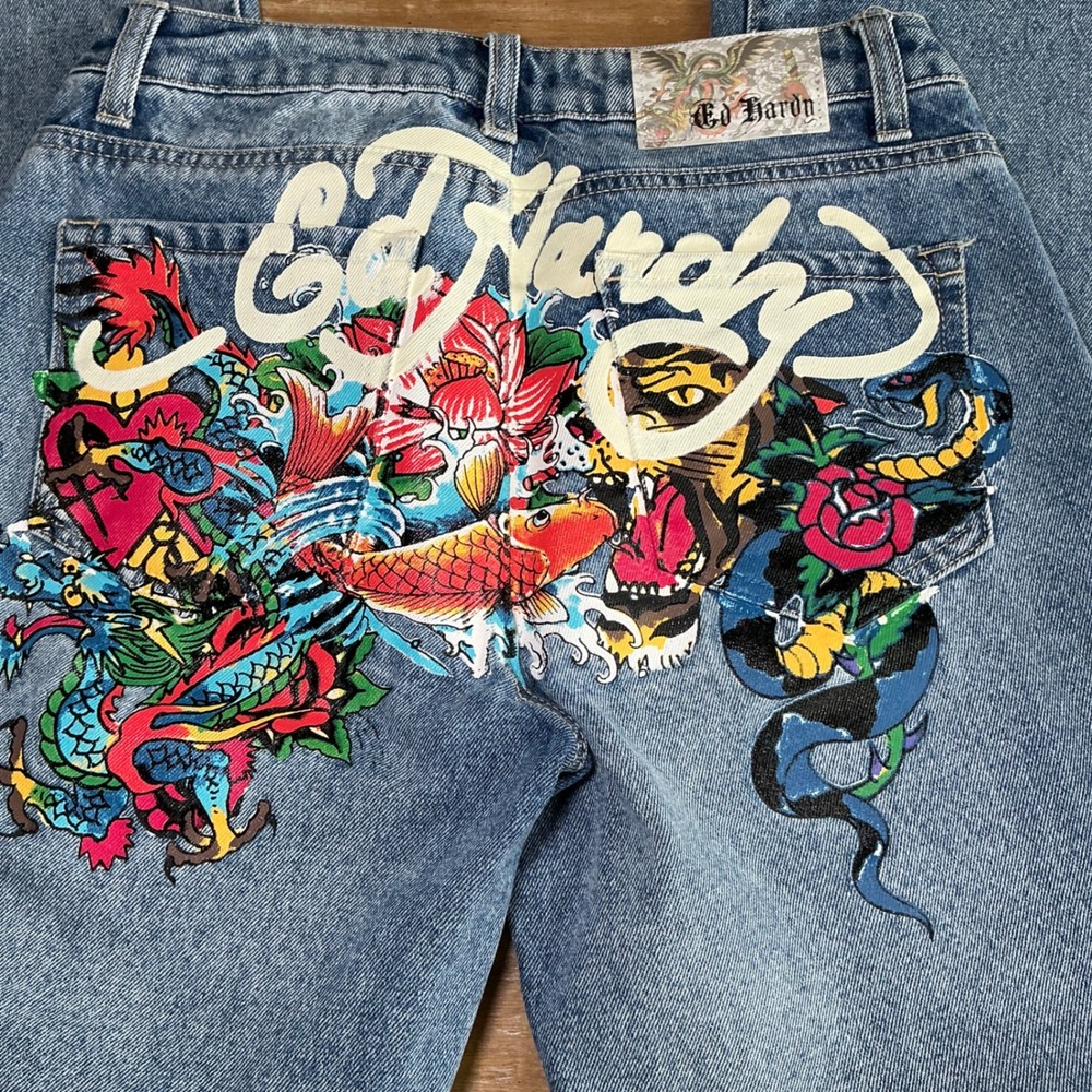Ed Hardy Wide Leg Tattoo Graphic Jeans Light Wash Blue Size 26 Y2K Streetwear - Picture 6 of 6